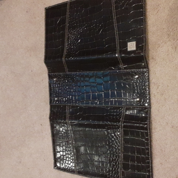 Black Snakeskin wallet - Picture 3 of 3